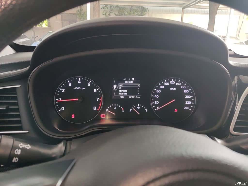 Kia K4, 2015 12