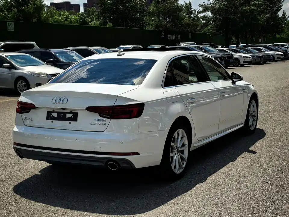 Audi A4L
