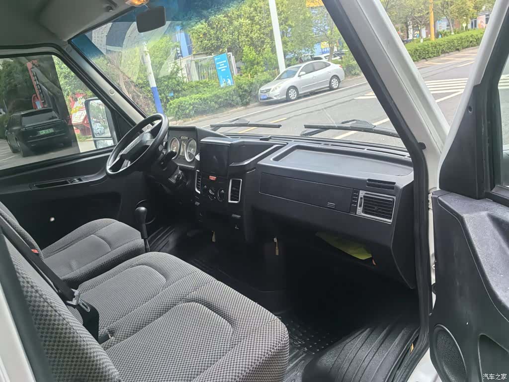 Iveco A40, 2021 4
