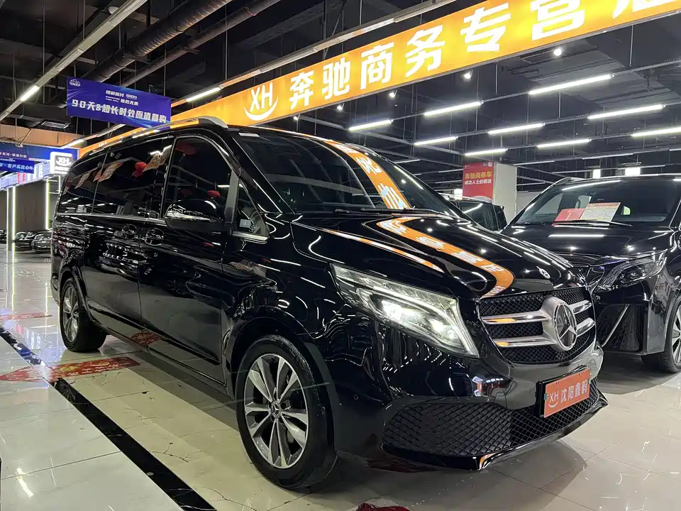 Mercedes-Benz V-class