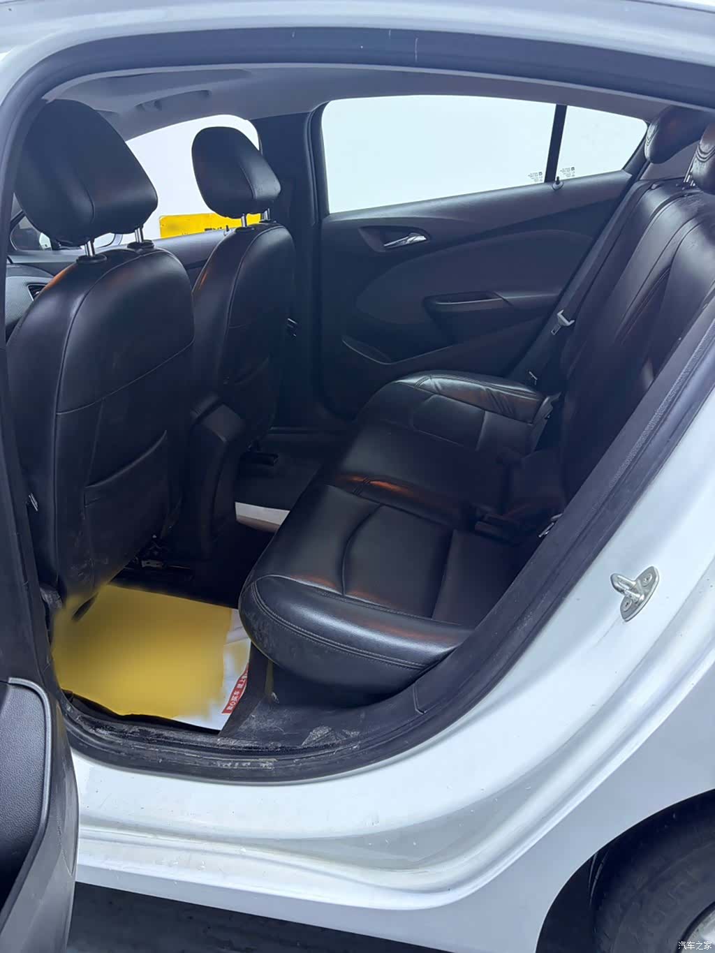 Chevrolet 320, 2017 16