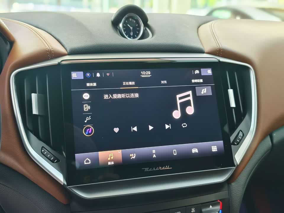 Maserati Ghibli Maserati Ghibli