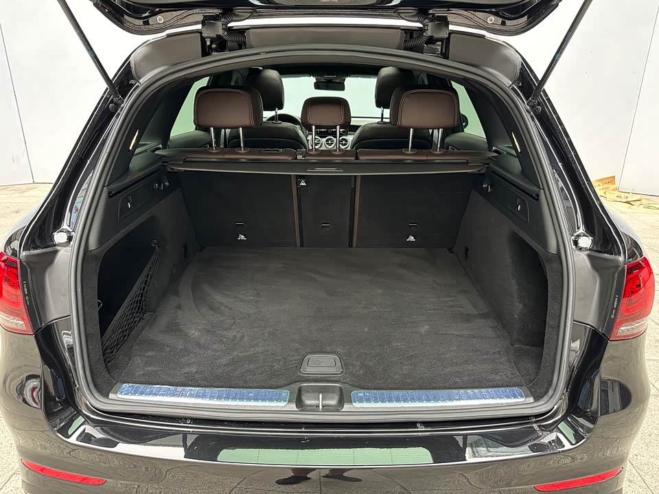 Mercedes-Benz GLC Mercedes-Benz GLC