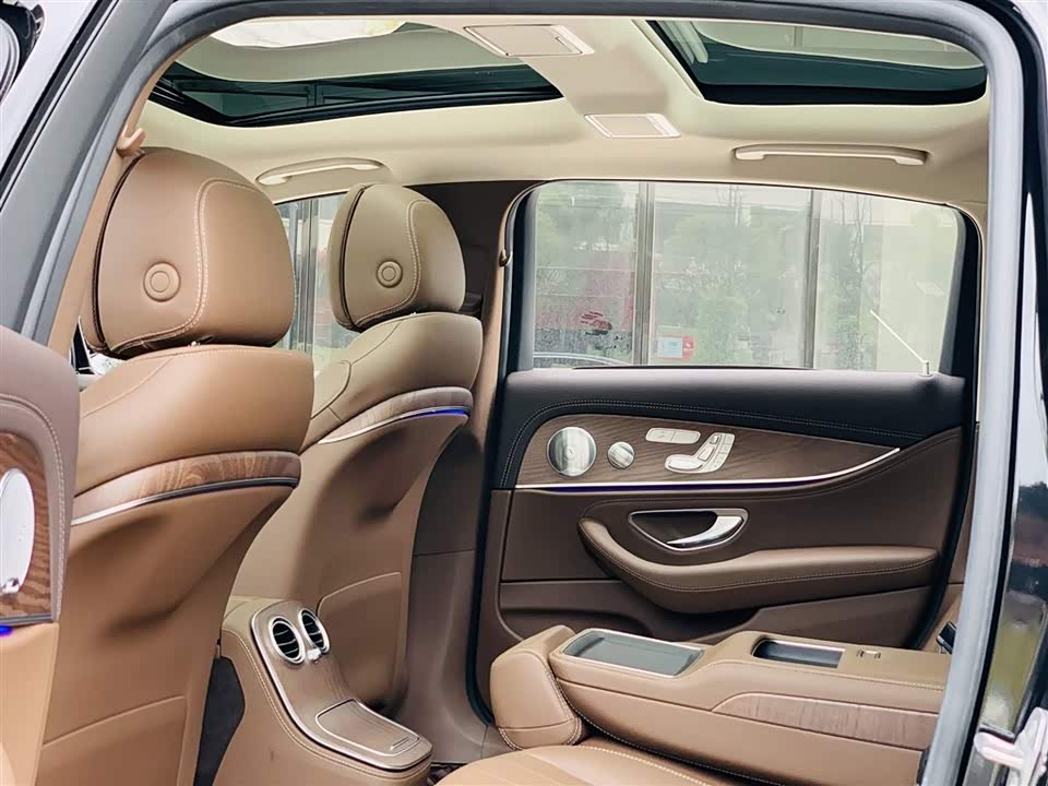Mercedes-Benz E-class Mercedes-Benz E-class