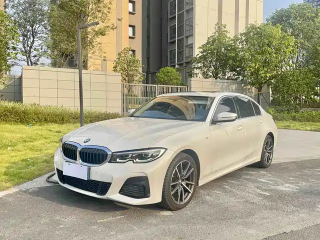 BMW 3 Series 2022 — купить из Китая под заказ