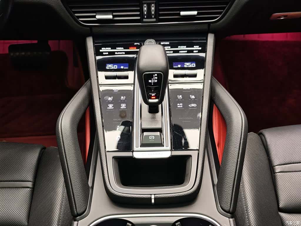 Porsche Cayenne, 2022 16