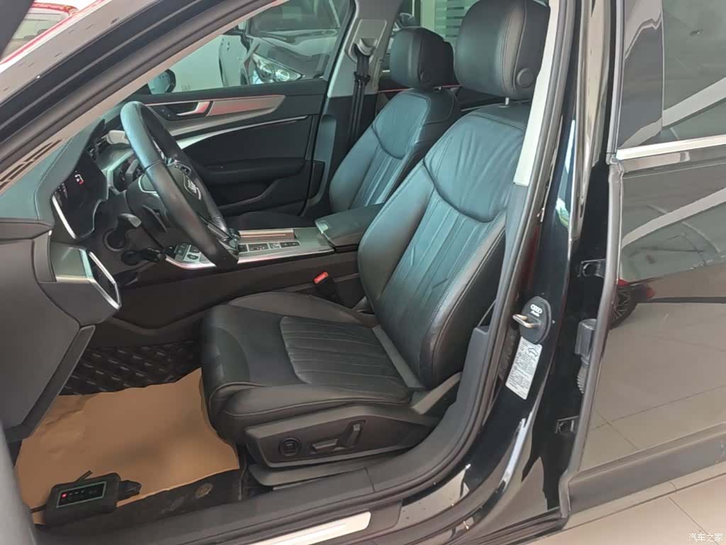 Audi A6L, 2022 15