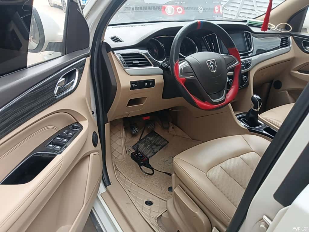 Wuling 730, 2018 16