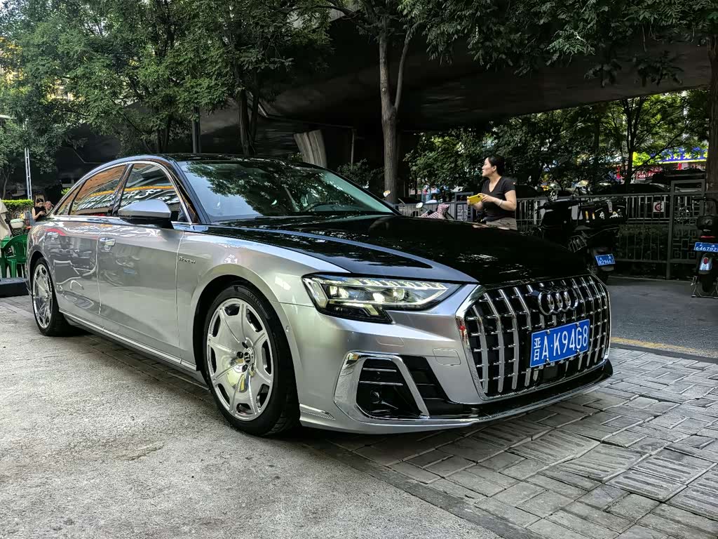 Audi A8