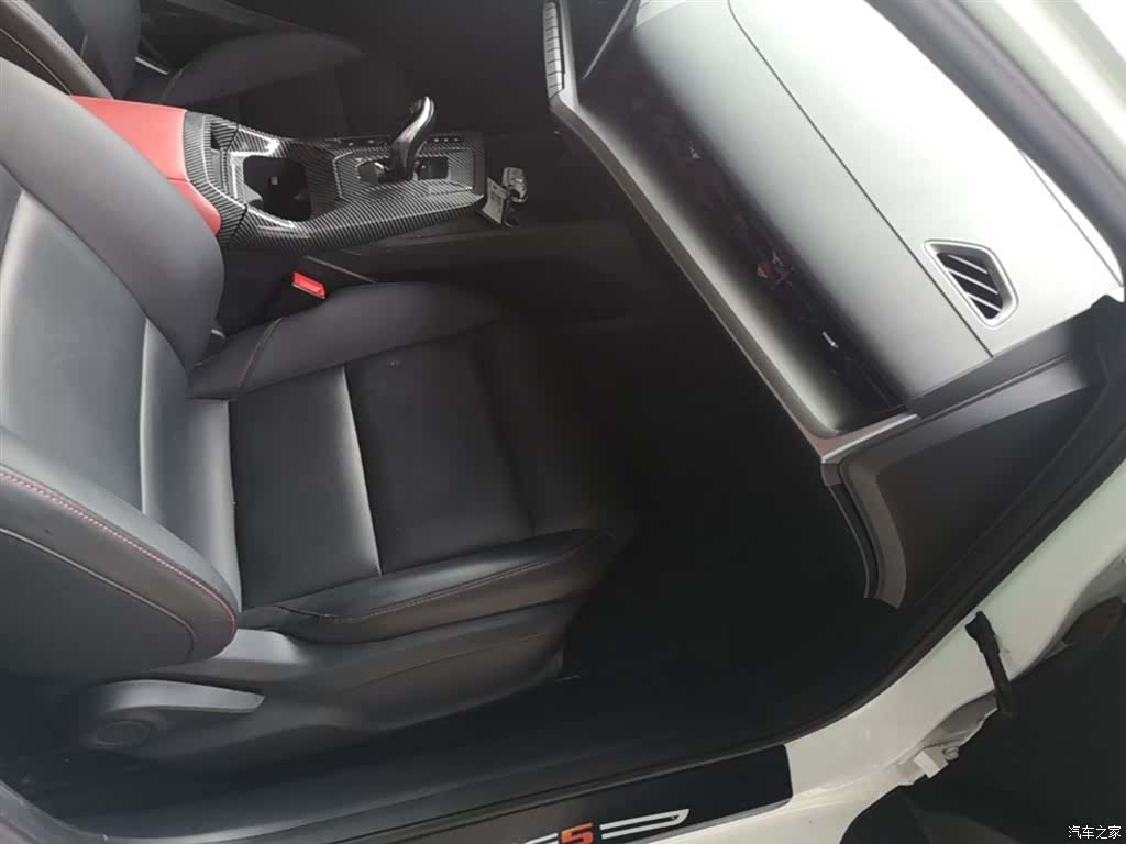 MG MG5, 2021 25