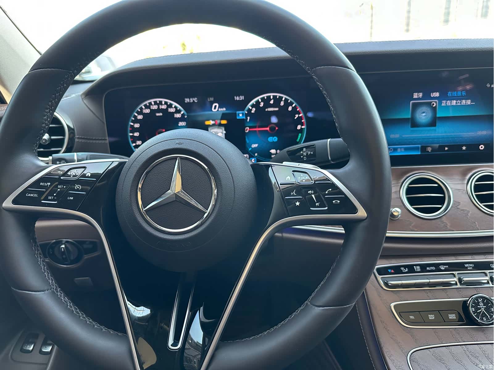 Mercedes-Benz E-Class, 2022 21