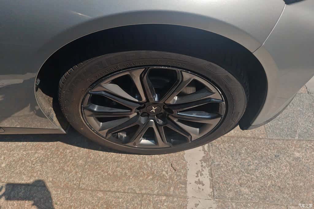 Xpeng P7, 2022 6