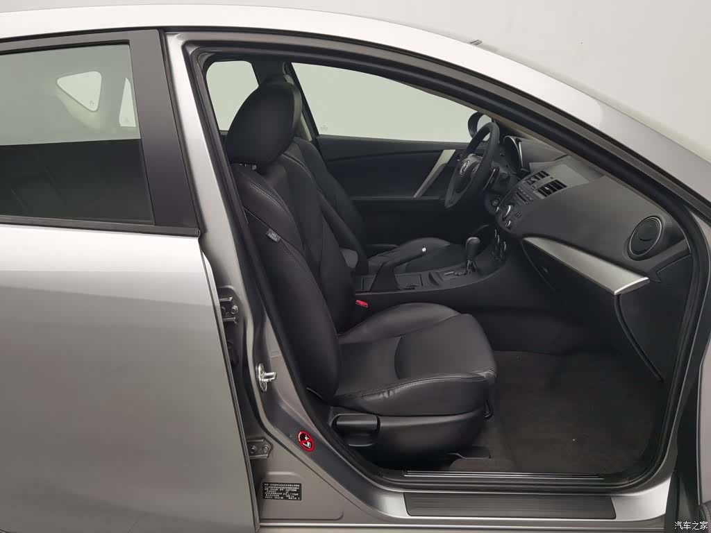 Mazda 3, 2013 23
