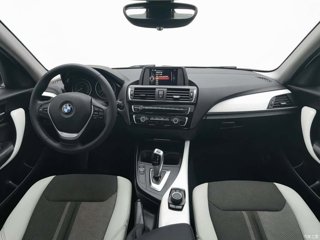 BMW 1 Series, 2016 все фото