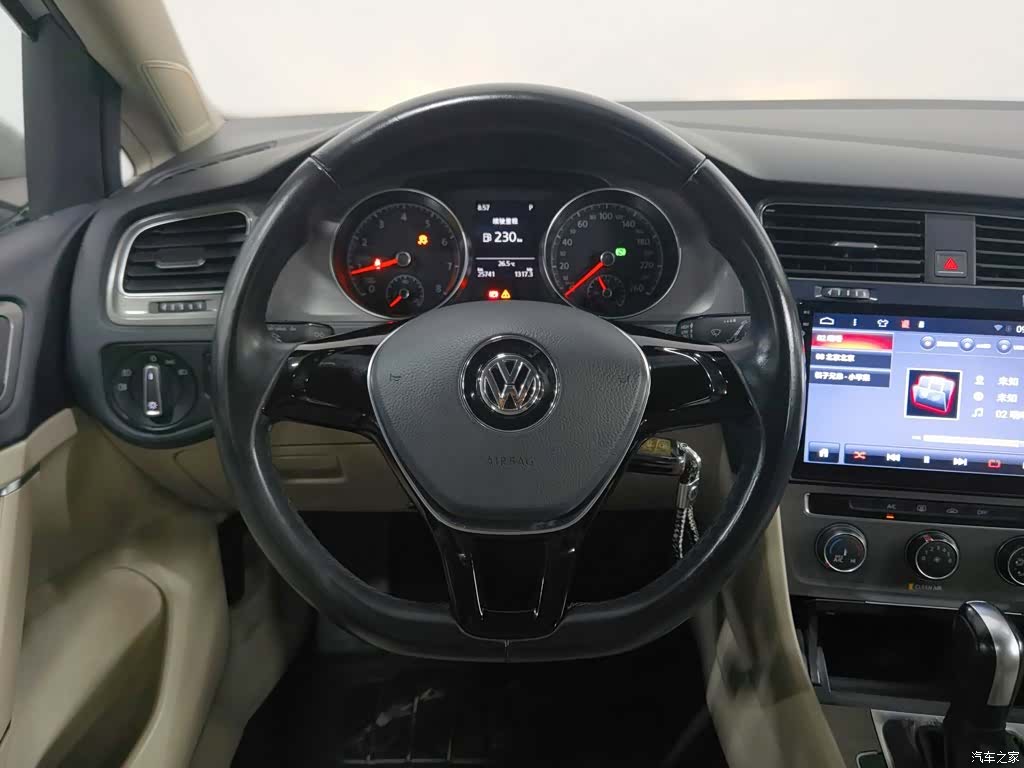 Volkswagen Golf, 2016 11