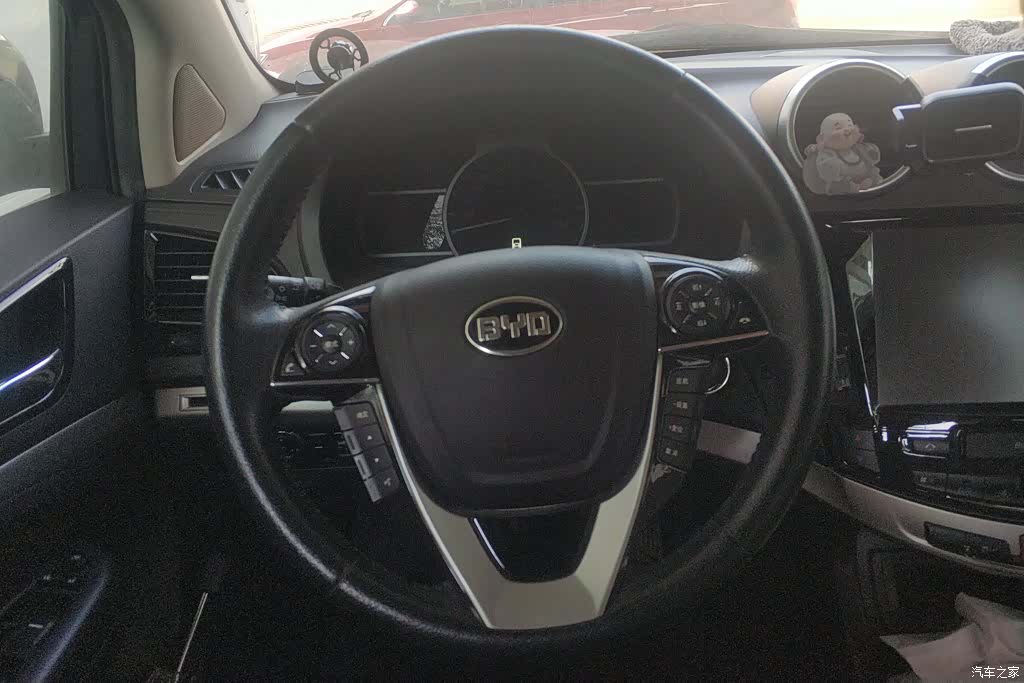BYD S7, 2015 15