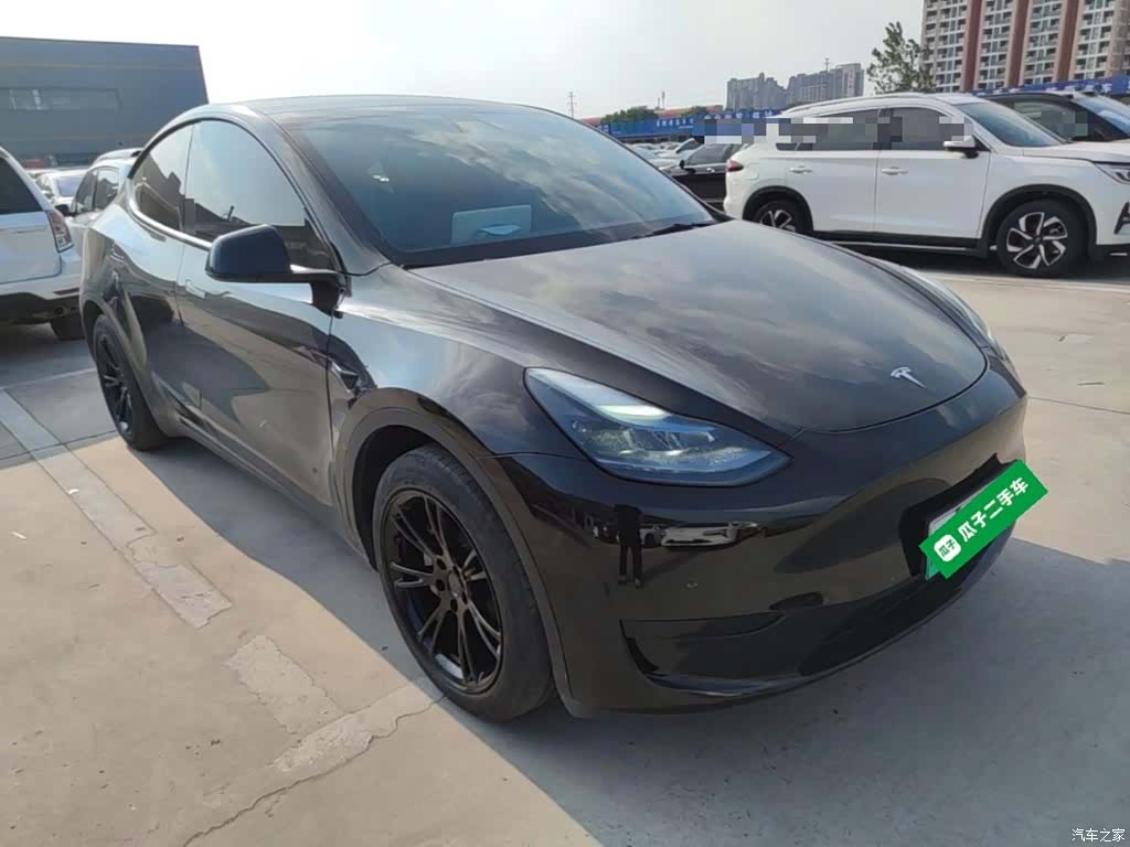Tesla Model Y, 2022 4