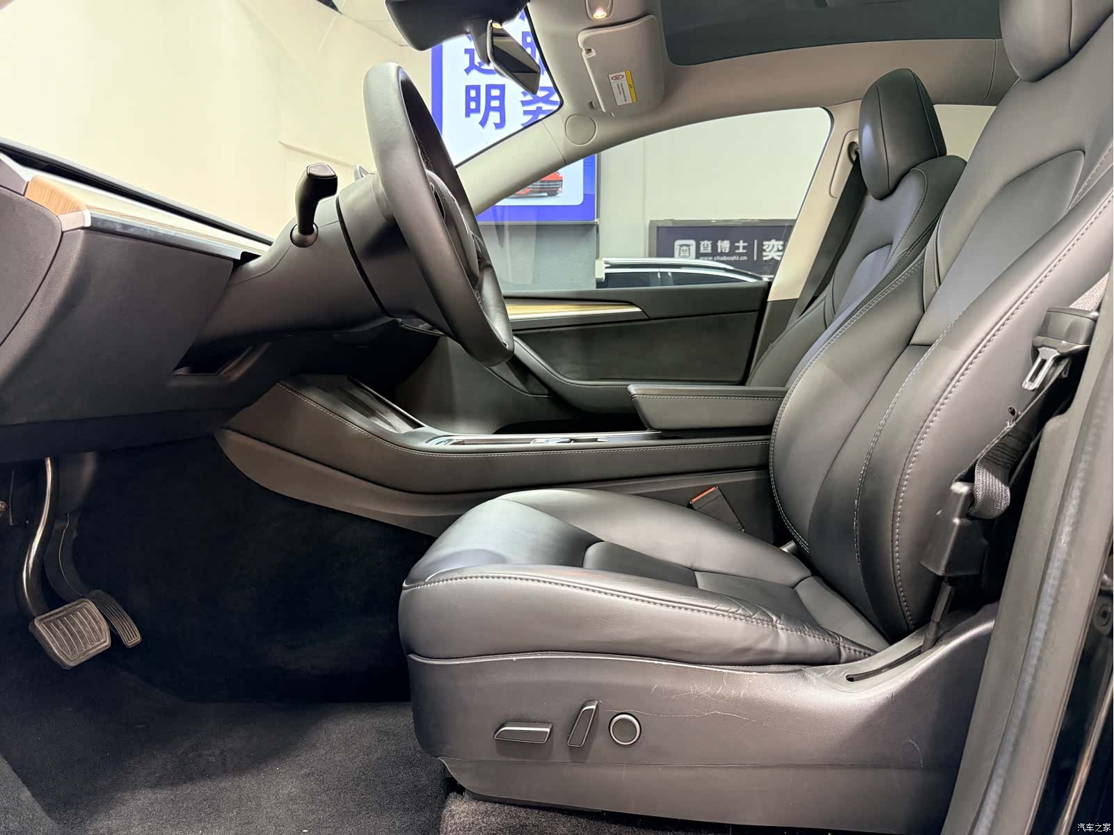Tesla Model Y, 2021 4