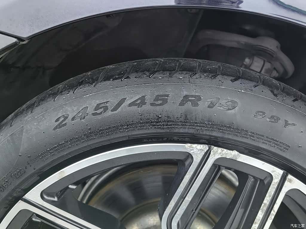 BMW 7 Series, 2018 24
