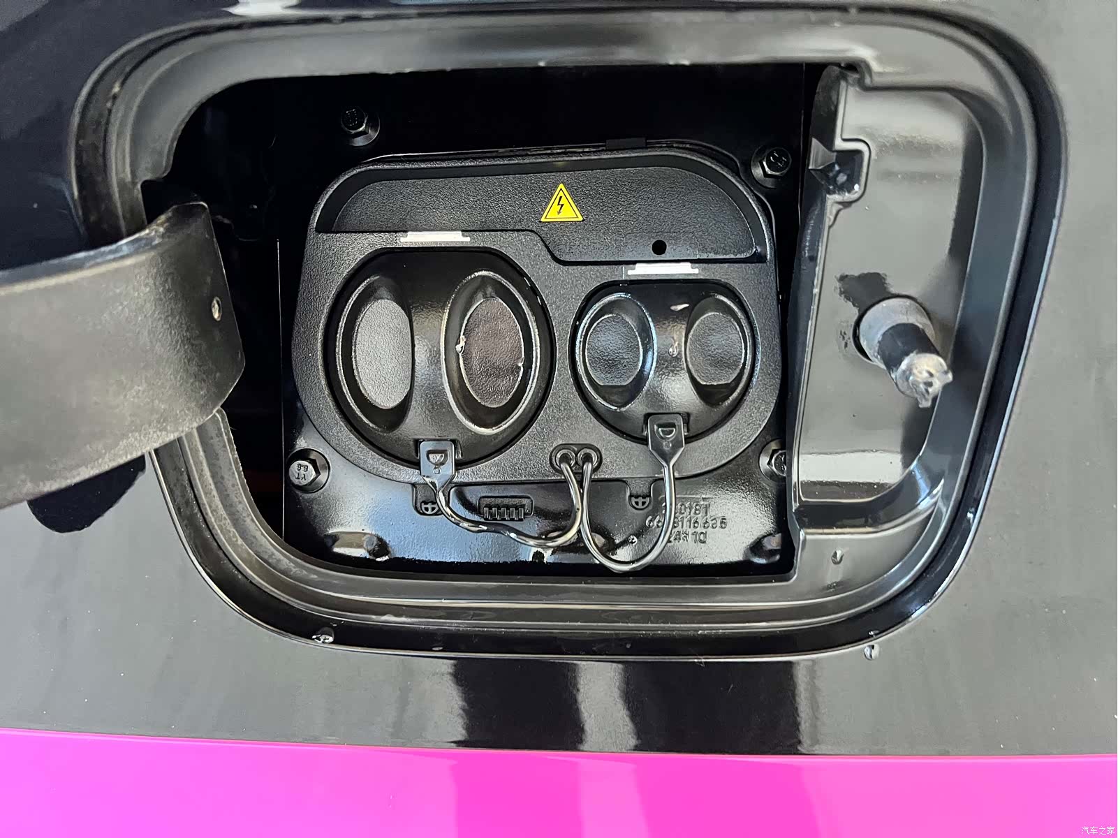 Geely Panda, 2025 15