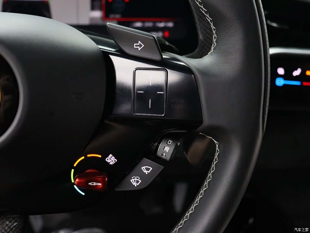 Ferrari 296, 2024 7