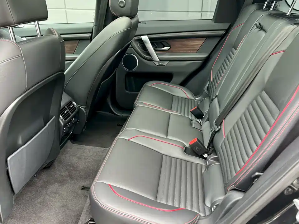 Land Rover Discover sports