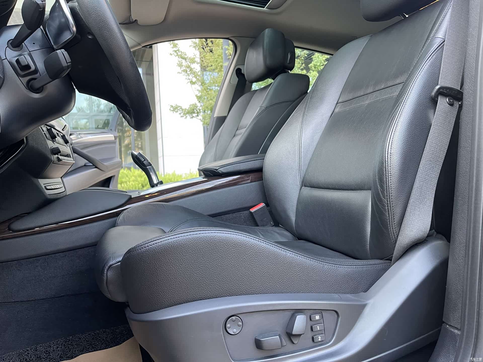 BMW X6, 2013 10