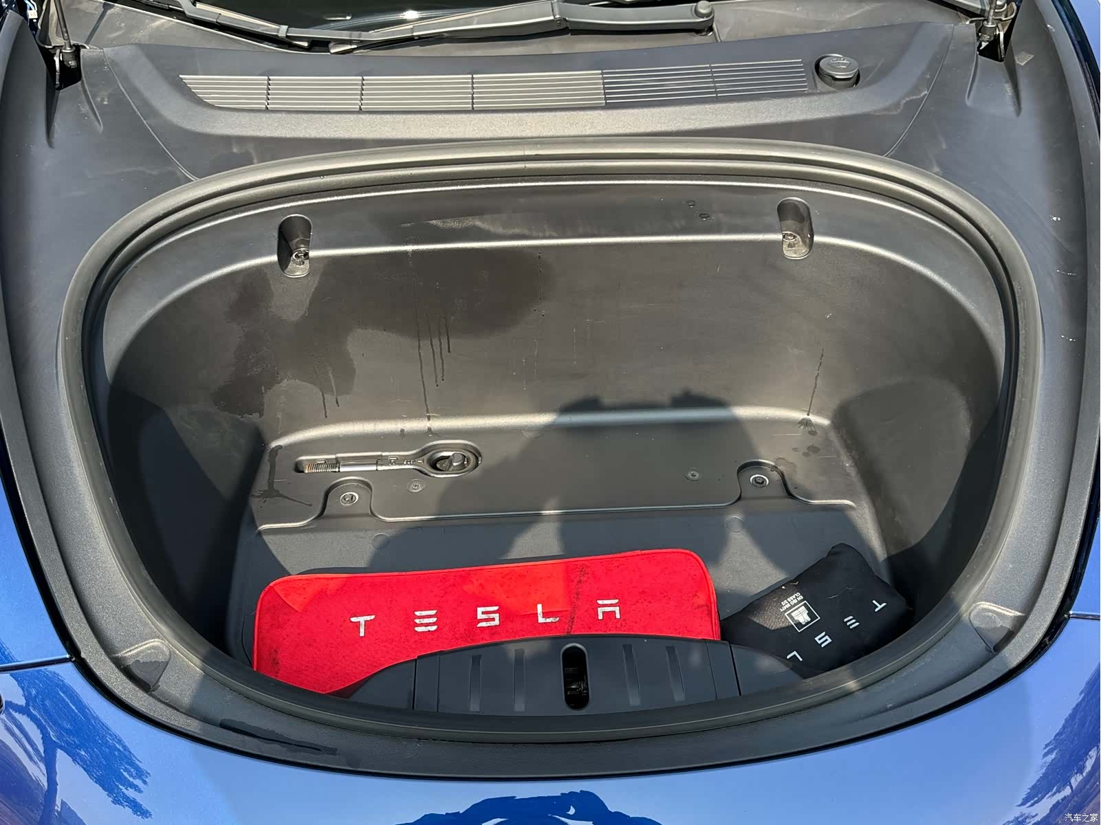 Tesla Model 3, 2019 11