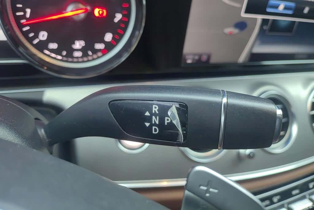 Mercedes-Benz E-Class, 2017 16