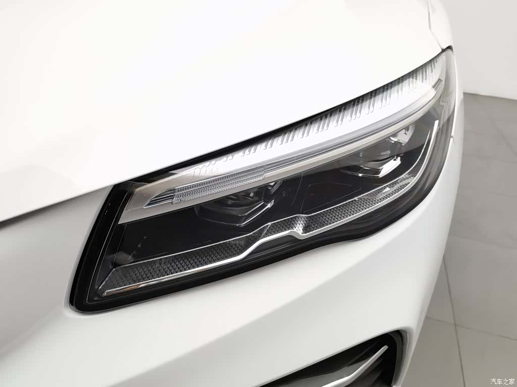 Geely Emgrand, 2023 7
