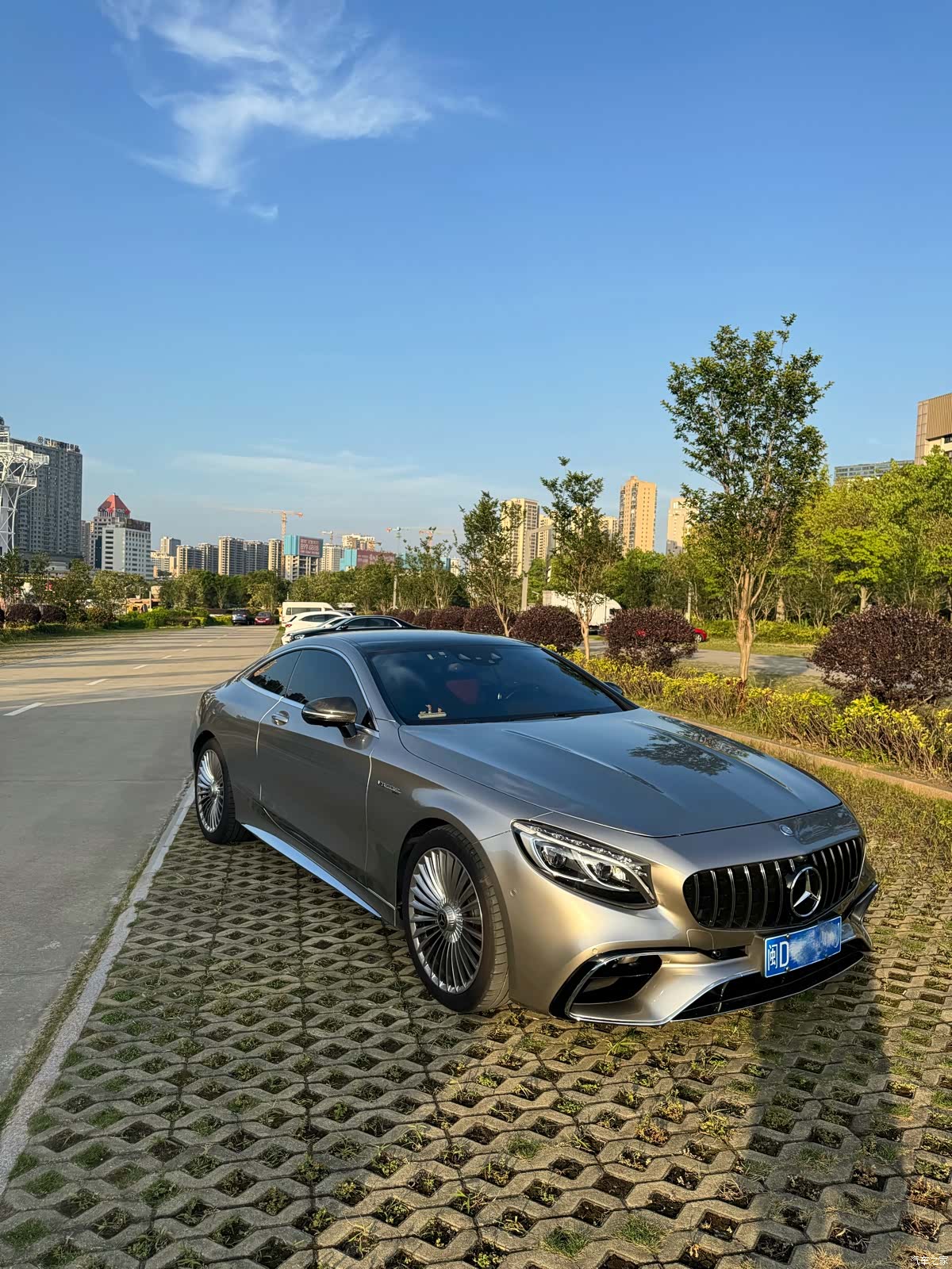 Mercedes-Benz S-Class, 2016 3