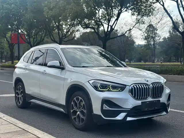 BMW X1 2020 — купить из Китая под заказ