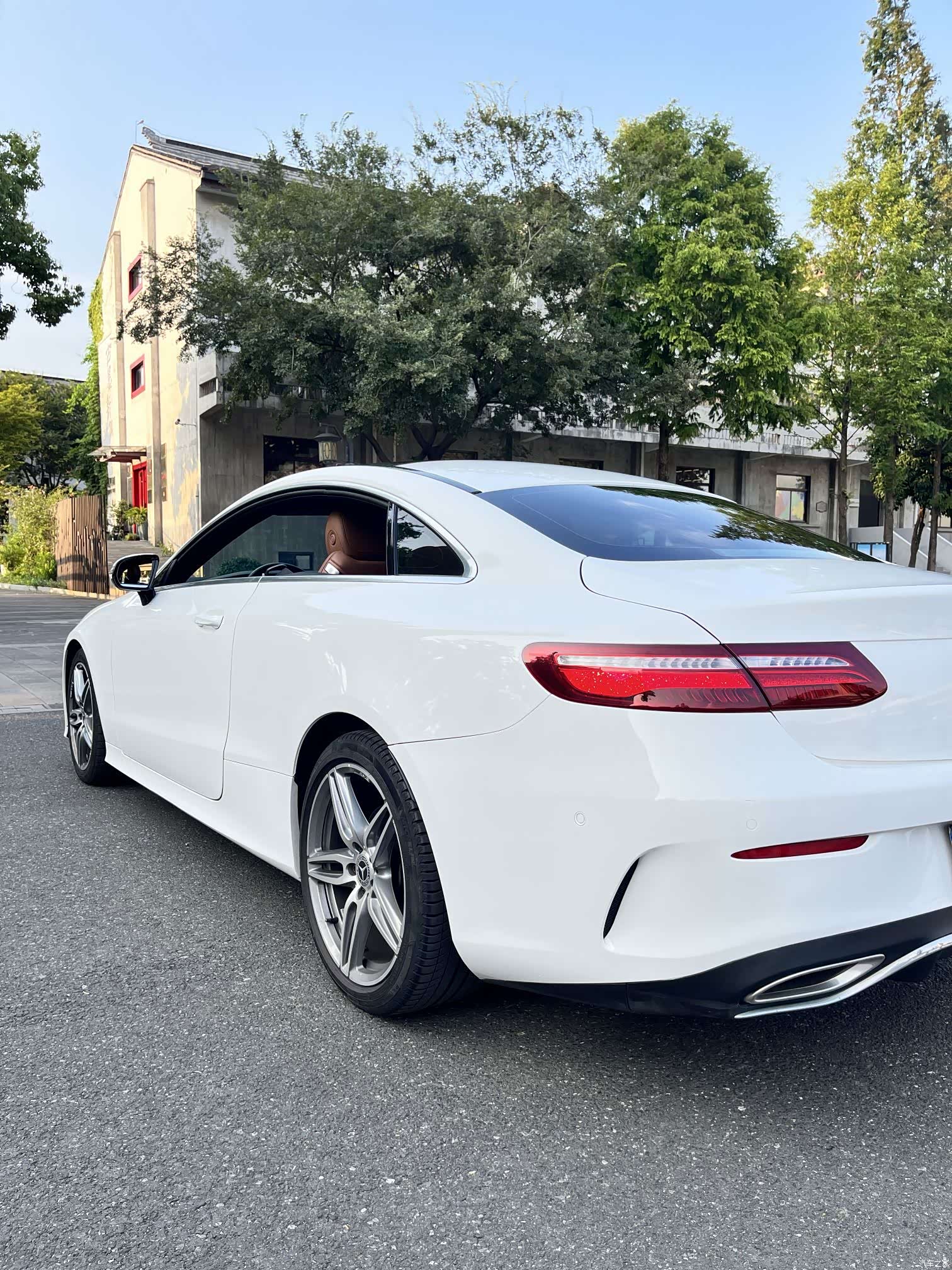 Mercedes-Benz E-Class, 2018 11
