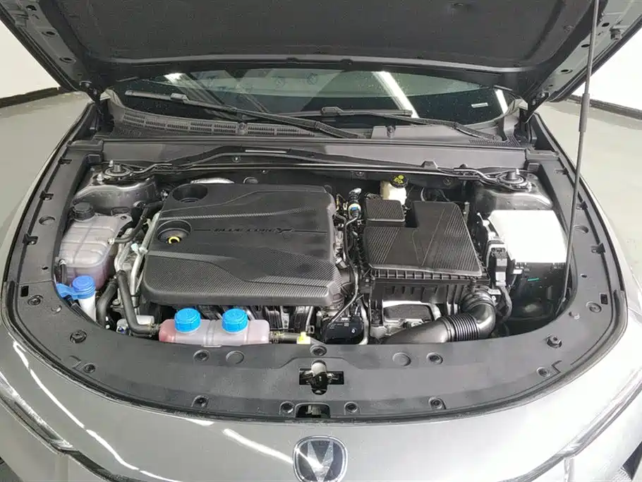 Changan UNI-V Smart iDD