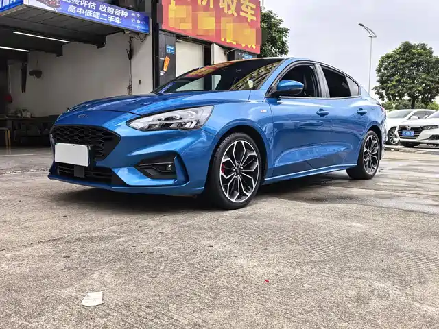 Ford Focus 2020 — купить из Китая под заказ