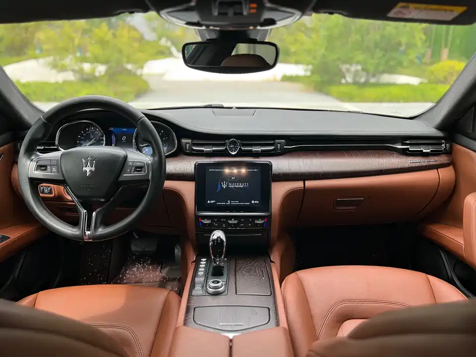Maserati President