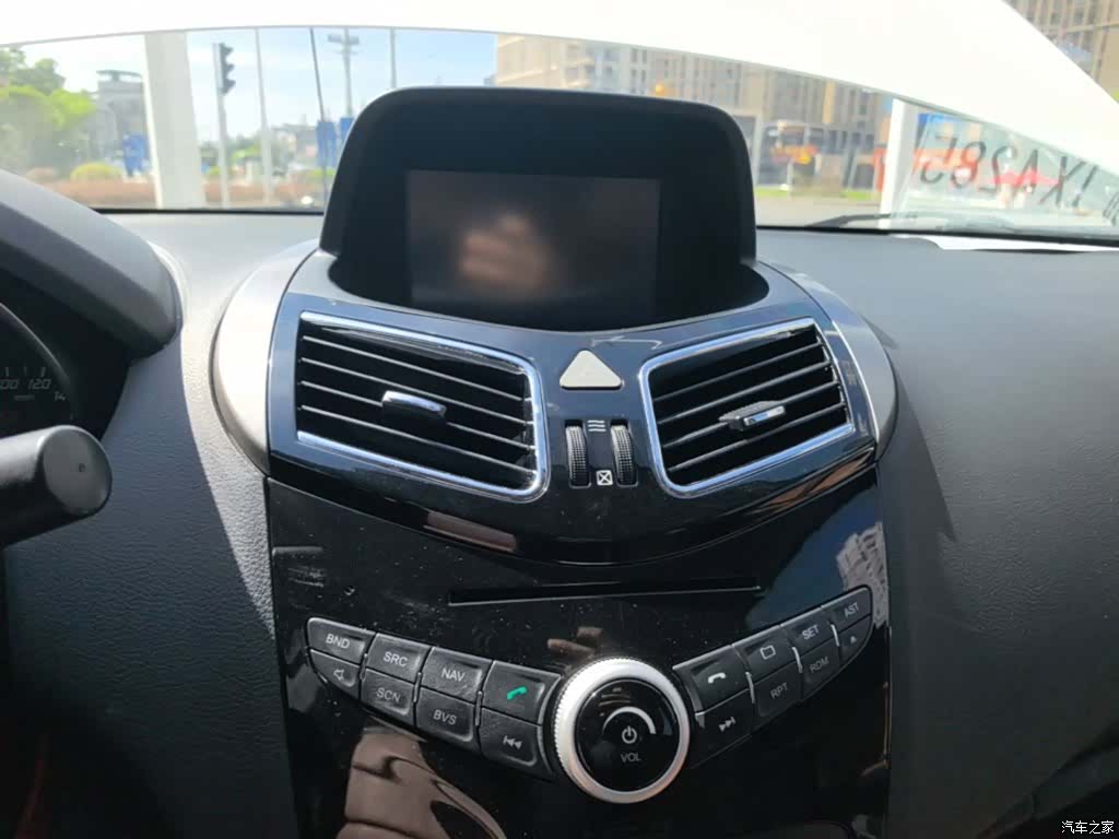 Haima S5, 2015 13