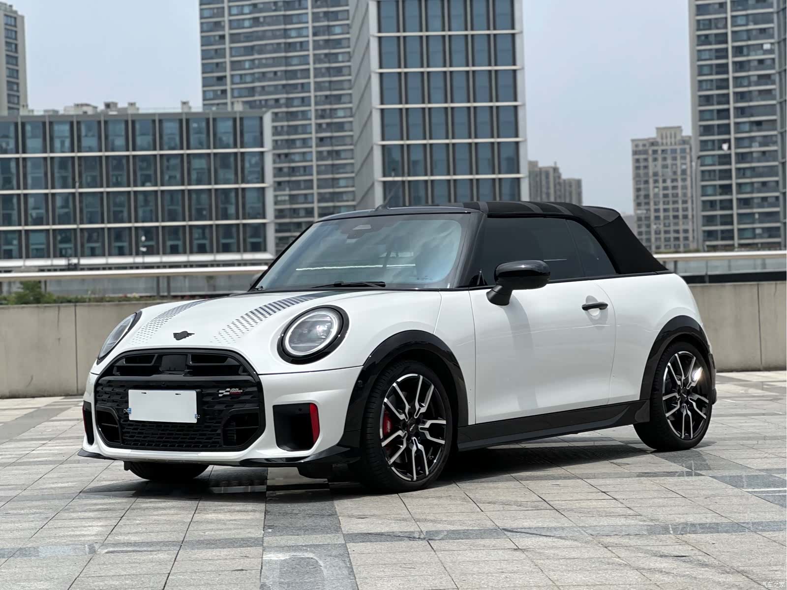 Mini Cooper, 2026 10