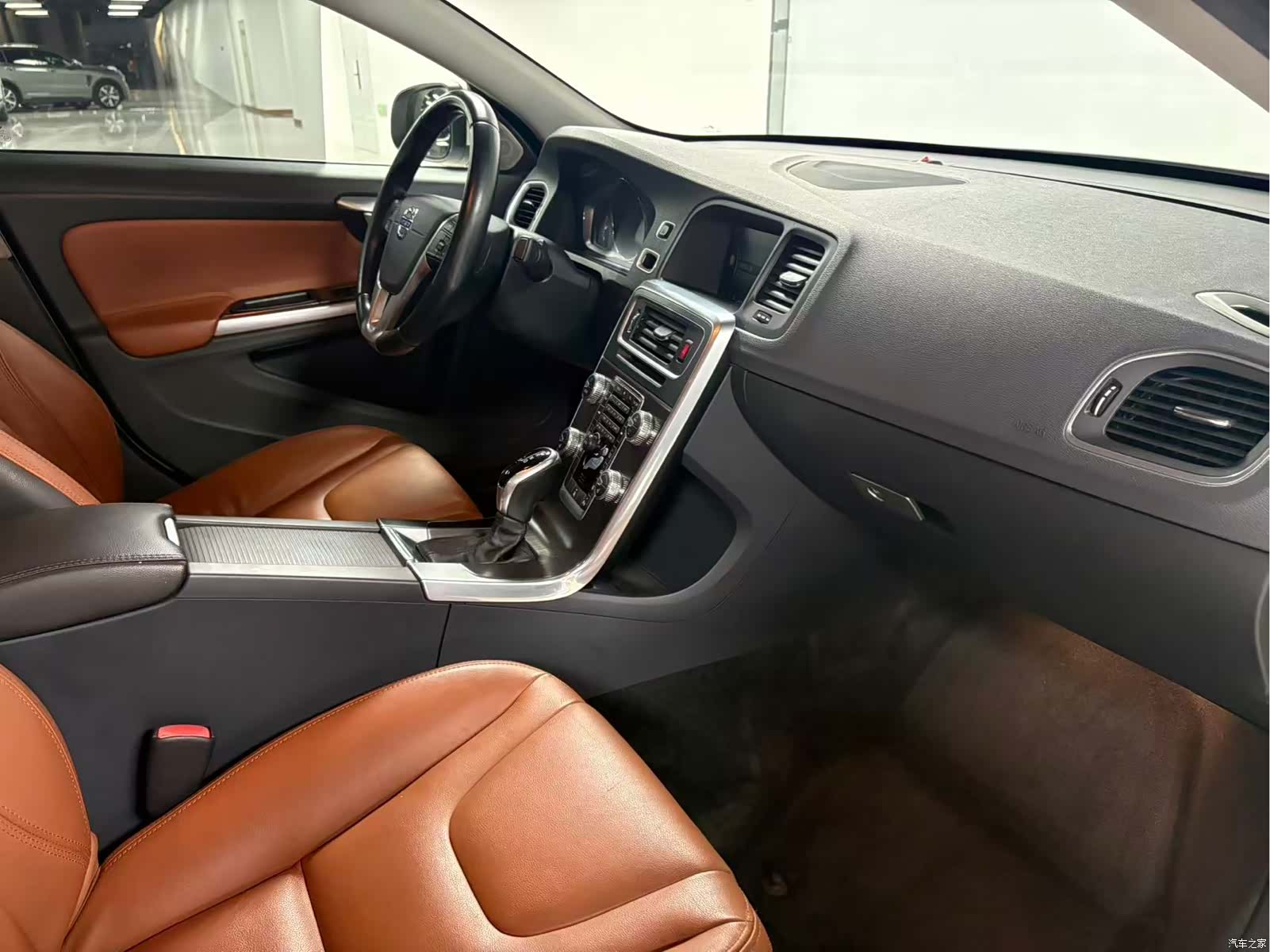 Volvo S60, 2015 14