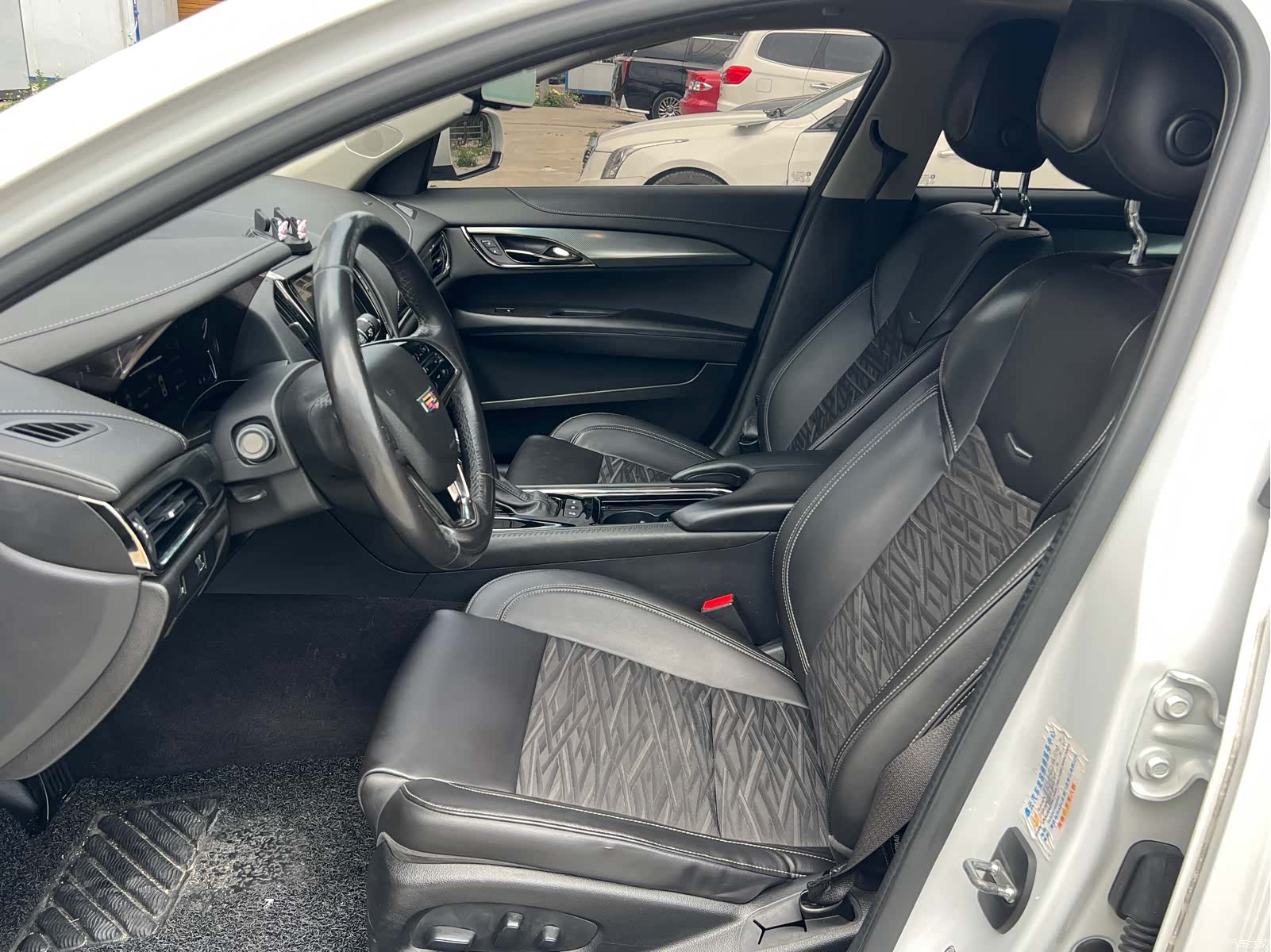 Cadillac ATS-L, 2019 9
