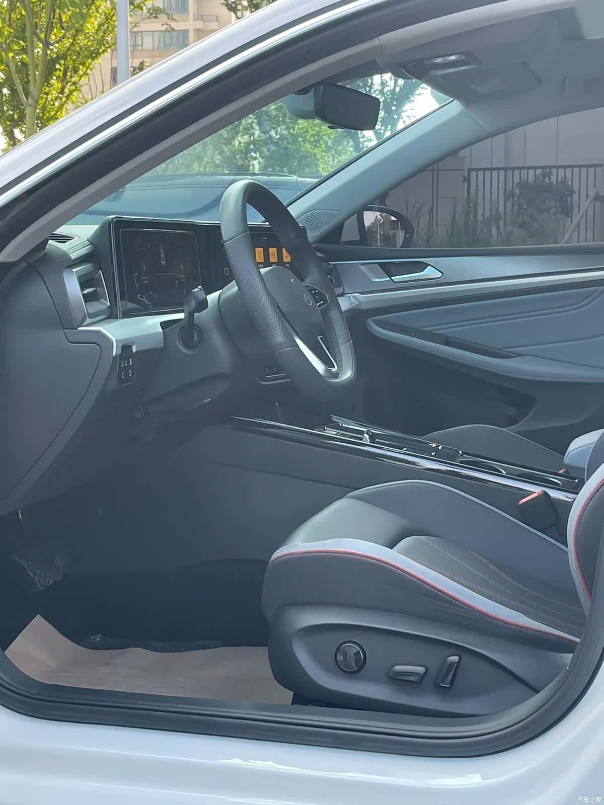 Volkswagen Lamando, 2024 4