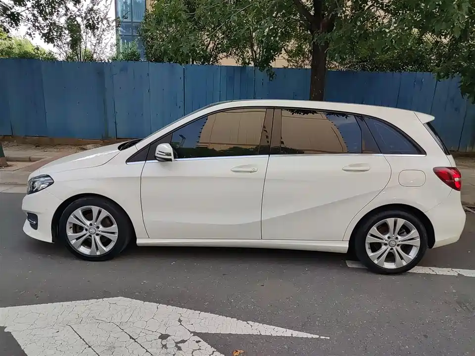 Mercedes-Benz Class B