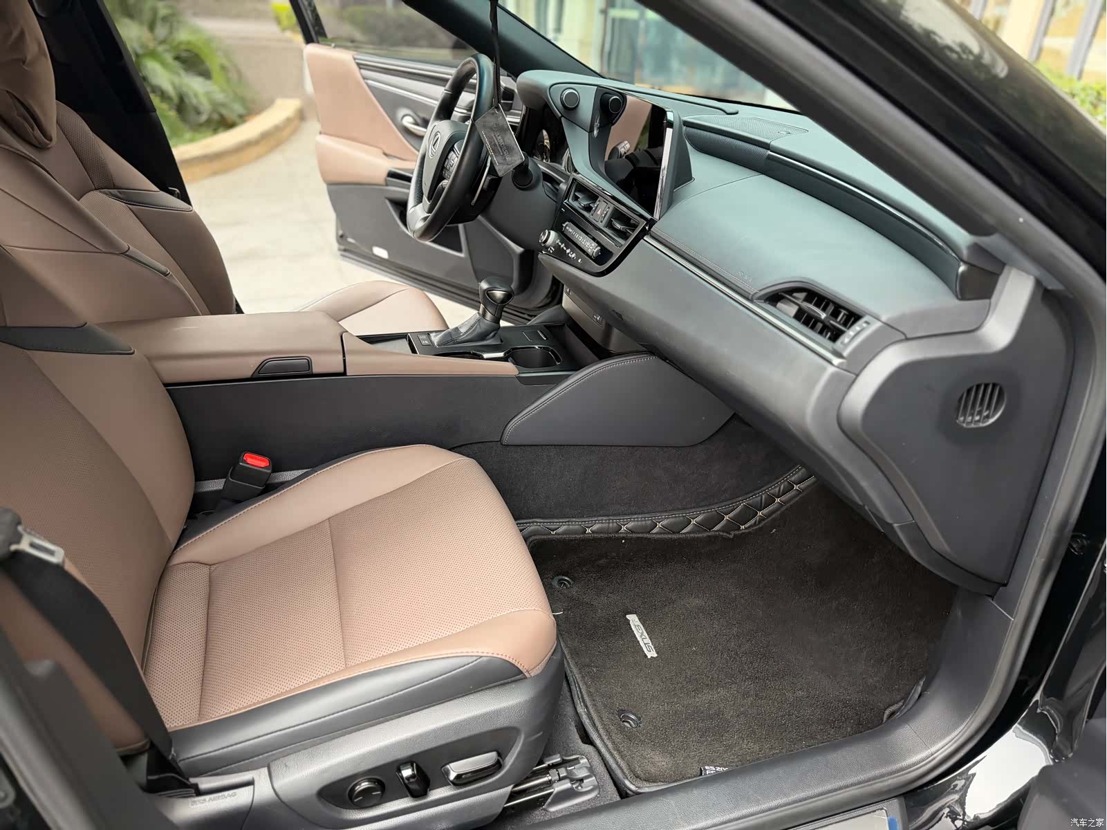 Lexus ES, 2024 6