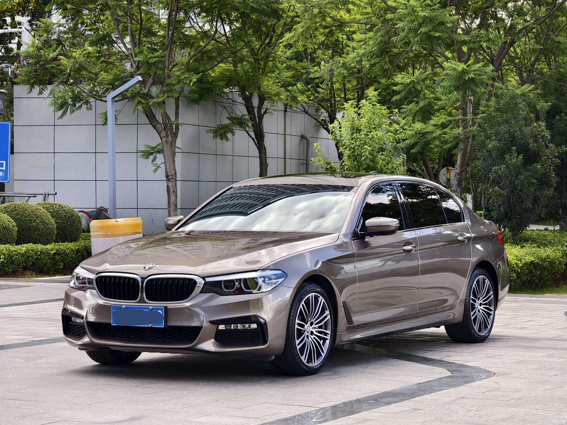 BMW 5 Series, 2018 1