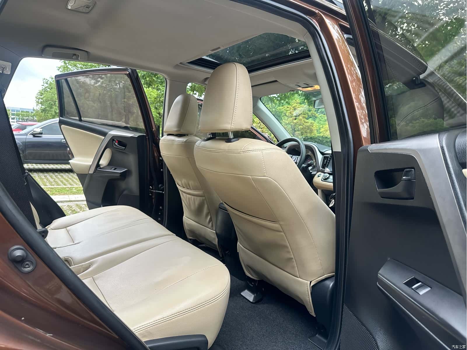 Toyota RAV4, 2017 9