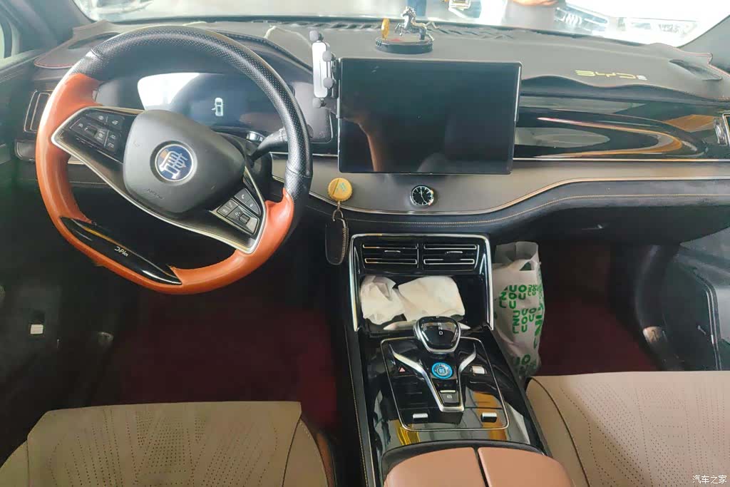 BYD Tang, 2022 12