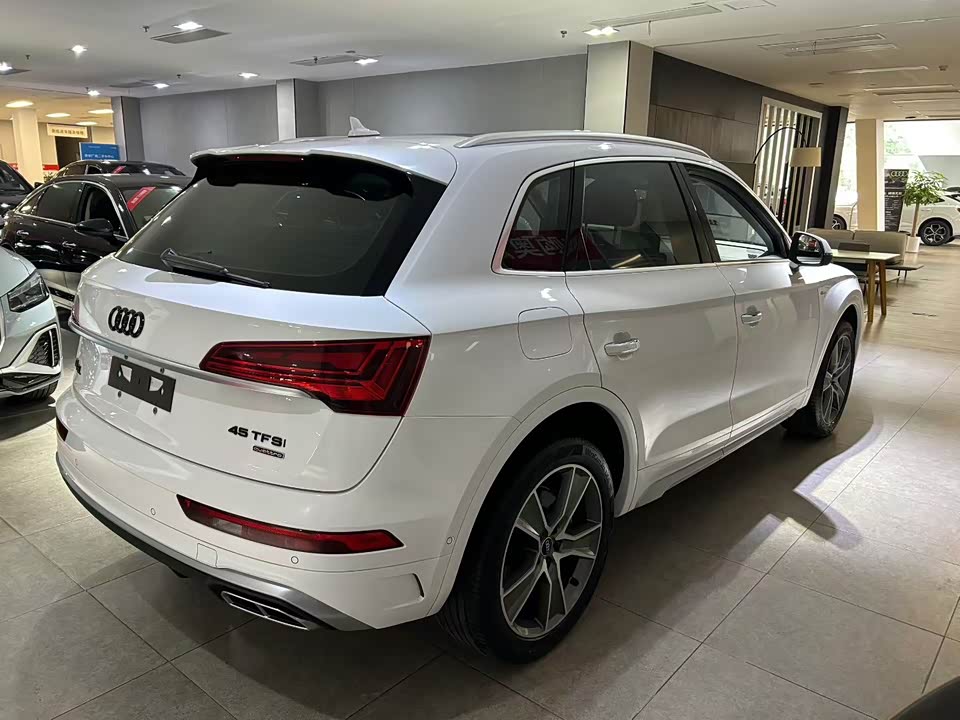Audi Q5L