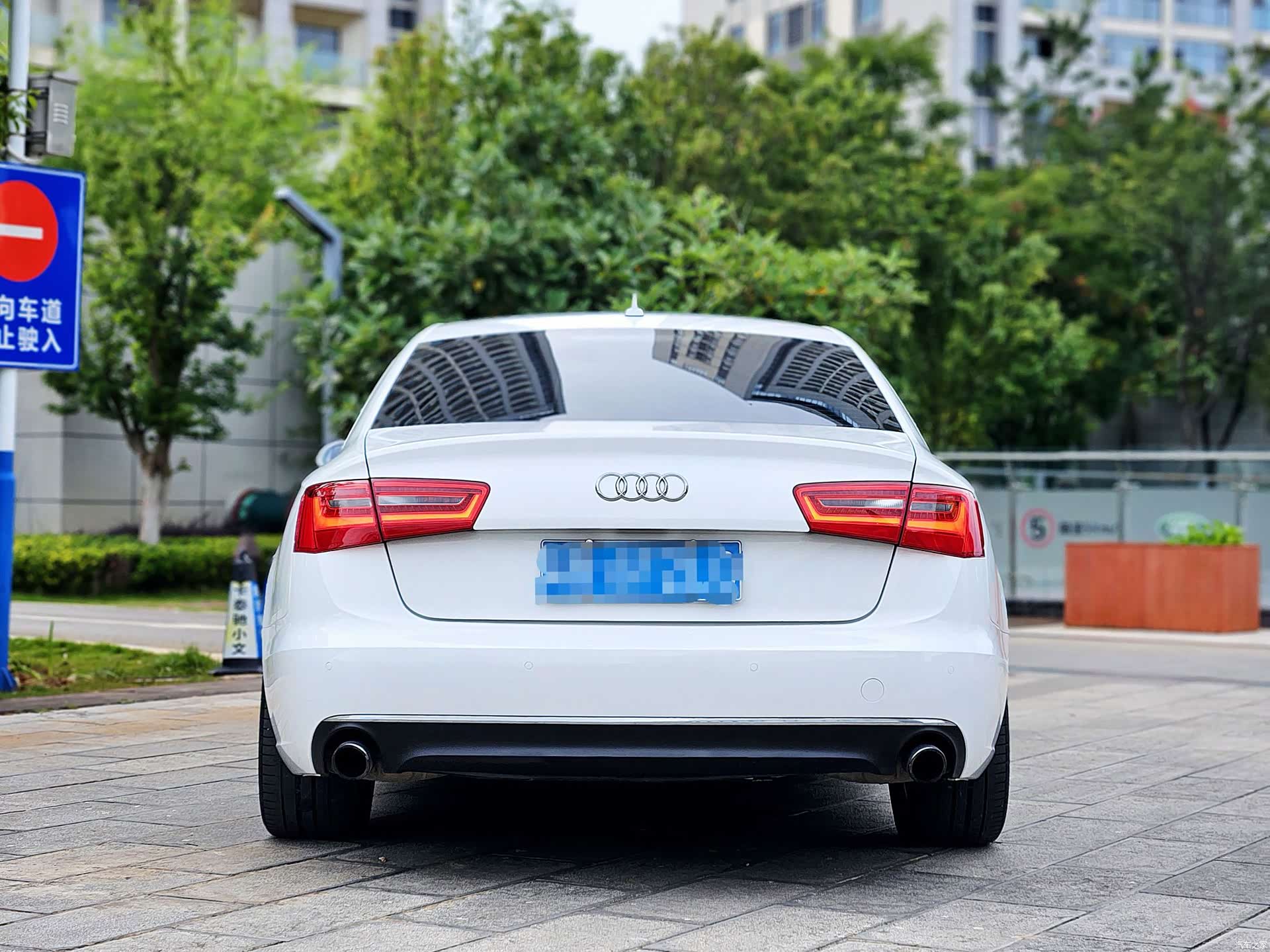 Audi A6L, 2013 12