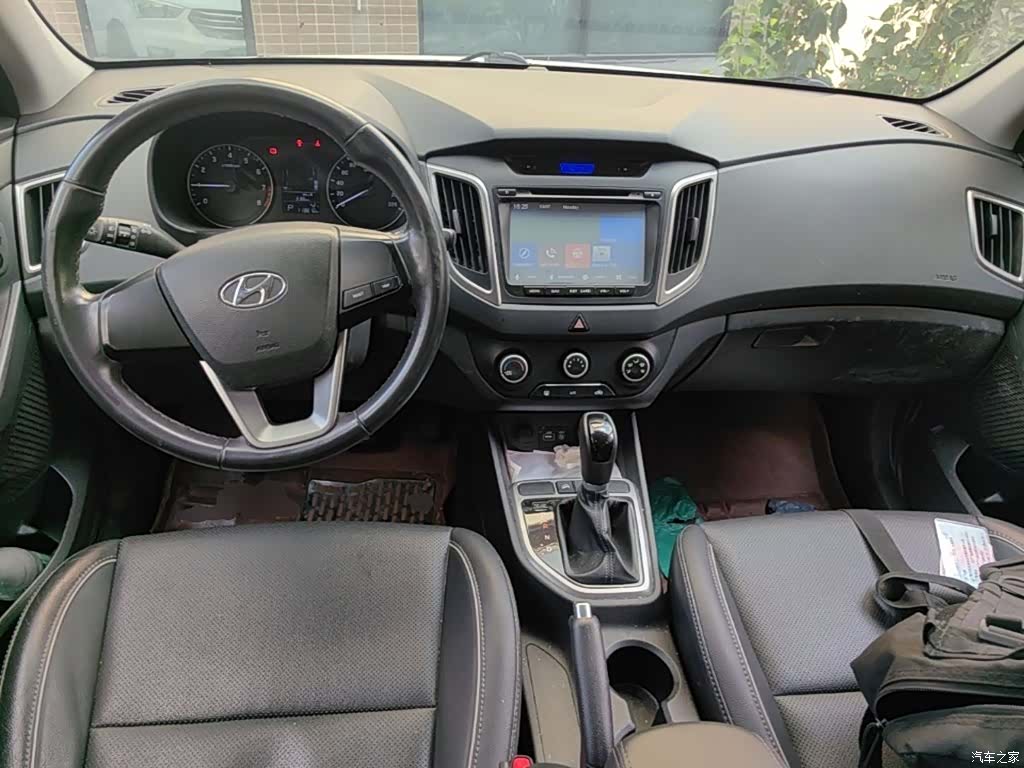Hyundai ix25, 2016 10