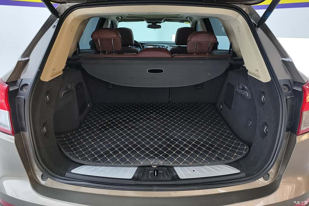 Buick Envision Plus, 2017 4